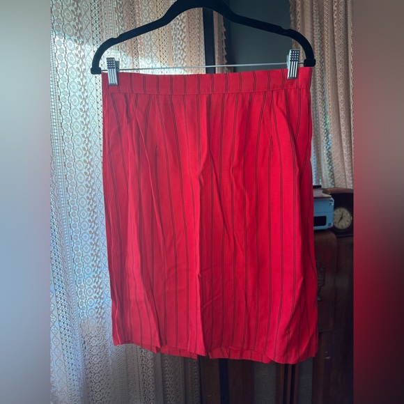 VTG 3 Piece Asriel Skirt Set - Picture 3 of 14